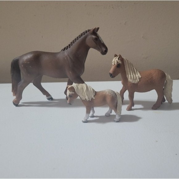 Schleich Other - Schleich Horses Set of 3